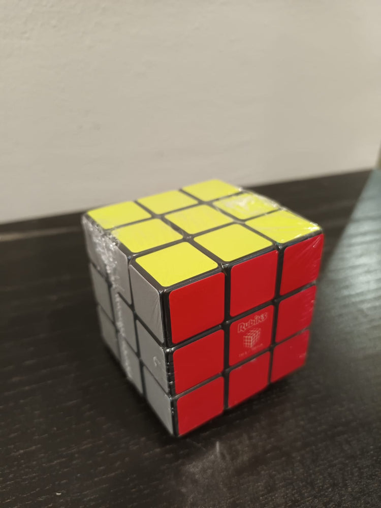 Rubik’s Cube(SPGMI Logo)